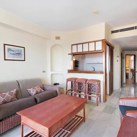 דירה Over The Ocean 313 *