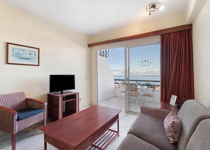 Over The Ocean 313 阿德耶